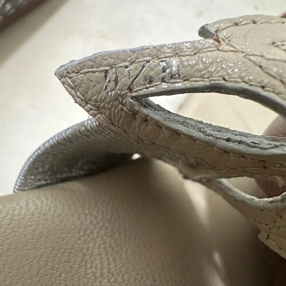 Eric Javits New York Silver Floral Toe Ring Wedge Sandals Women's 9.5 M Resort - Picture 3 of 10